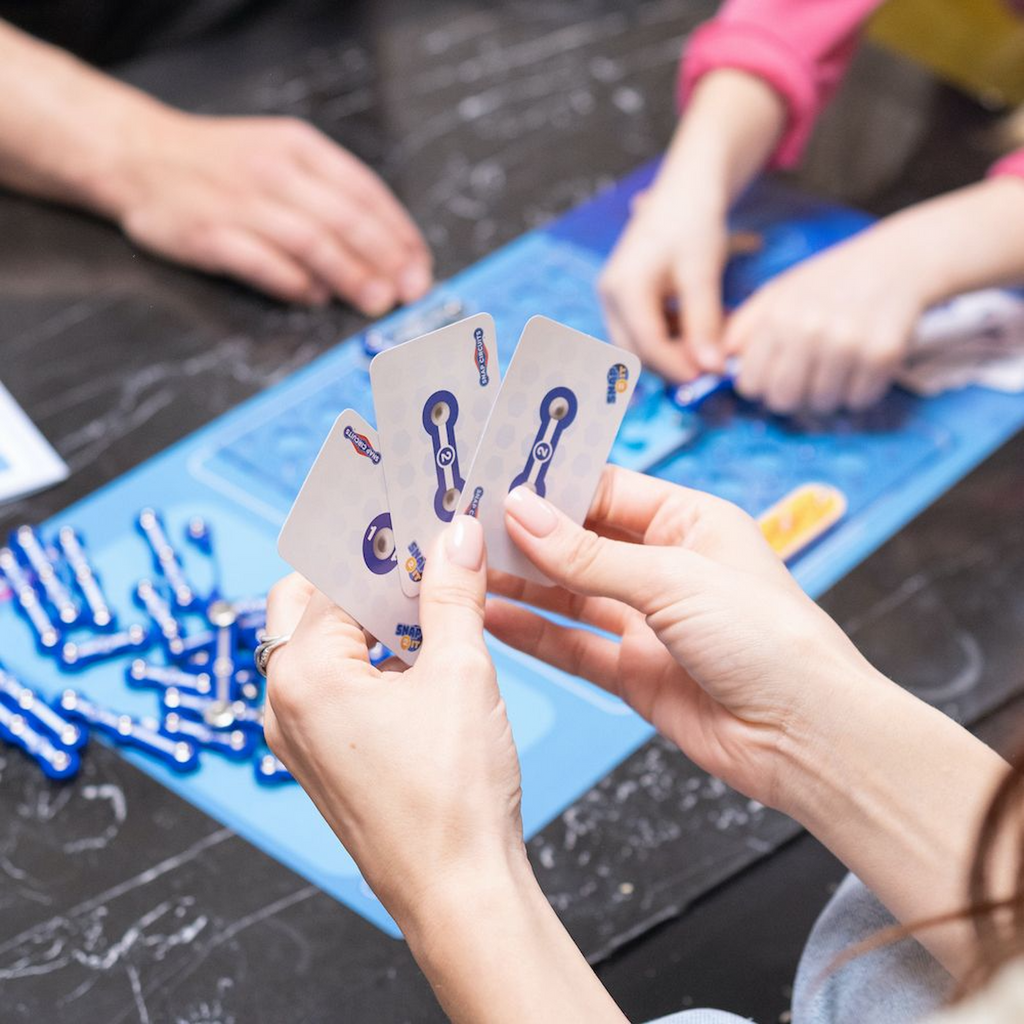 Snap 2 It Board Game