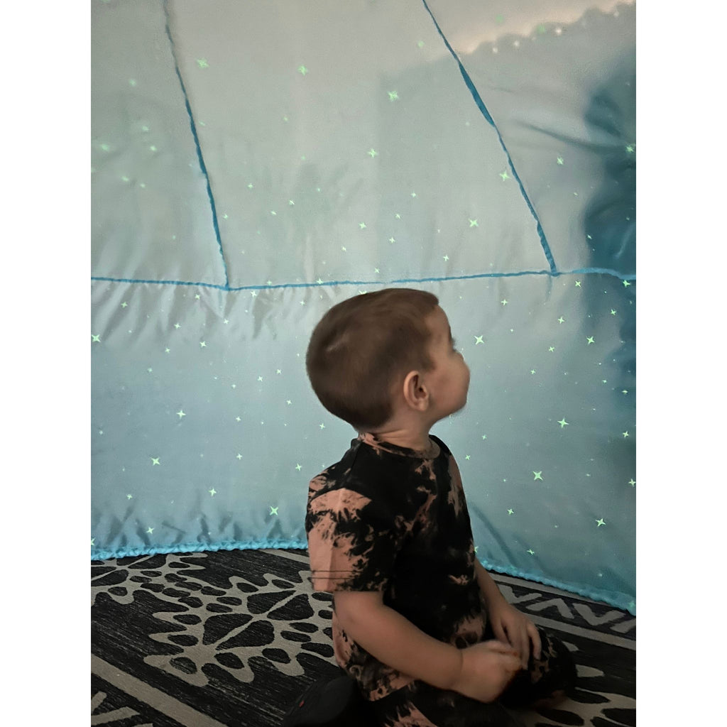 Child in Constellation Airfort